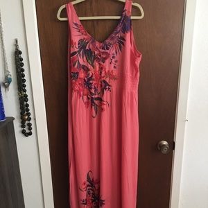 Maxi dress